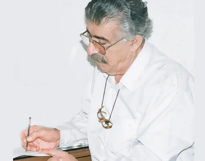 واکاوی درک منوچهر آتشی از مفاهیم مدرن اجتماعی